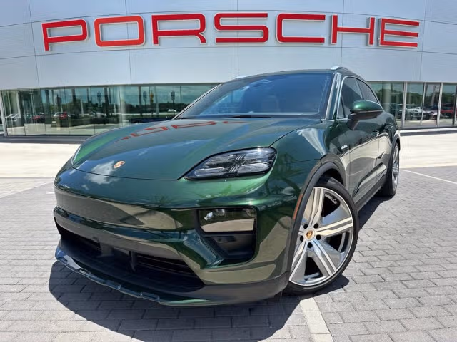 Used 2025 Porsche Macan S with VIN WP1AB2XA6SL153827 for sale in Davie, FL
