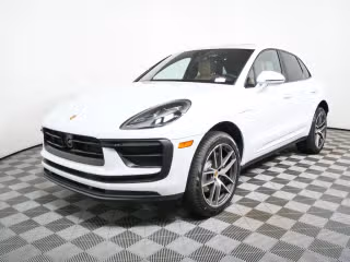 2026 Porsche Macan's photo
