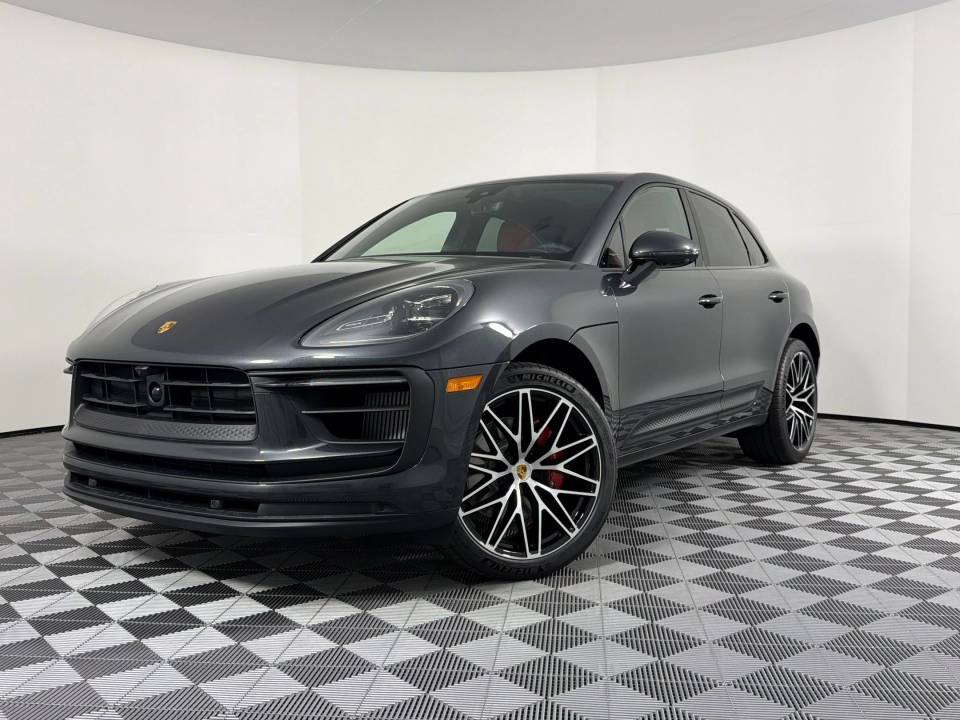 2026 Porsche Macan S