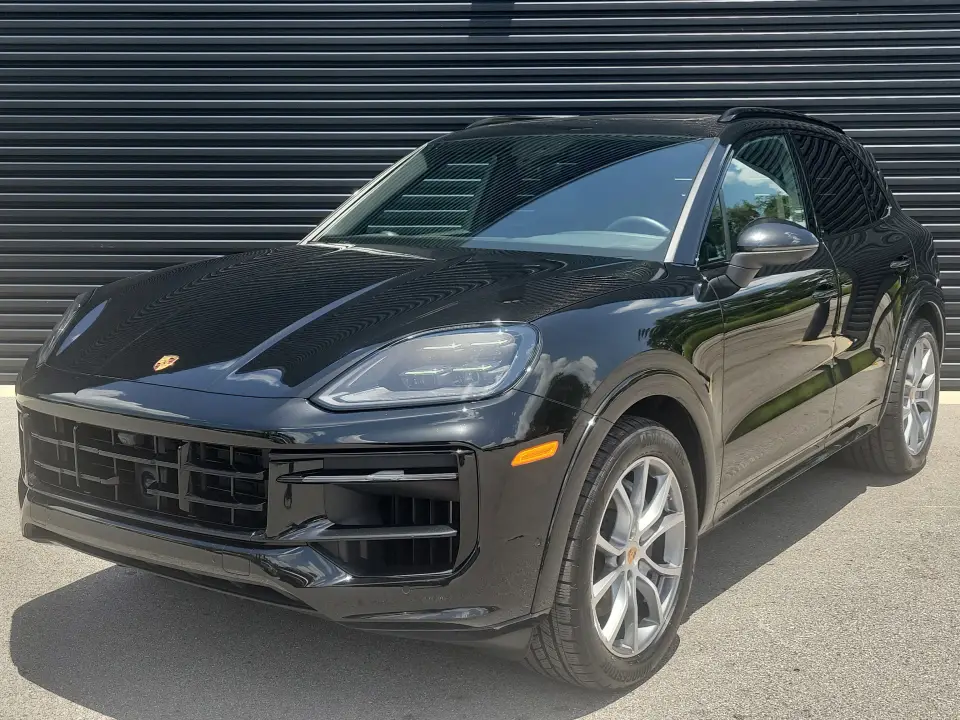 2025 Porsche Cayenne Base - Photo 7