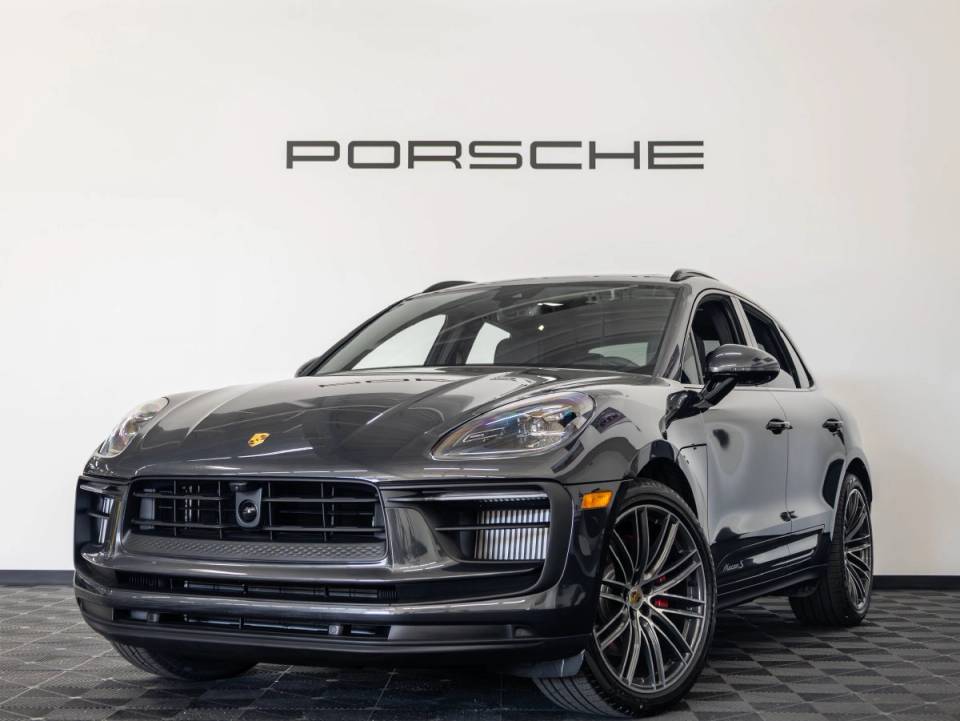 2026 Porsche Macan