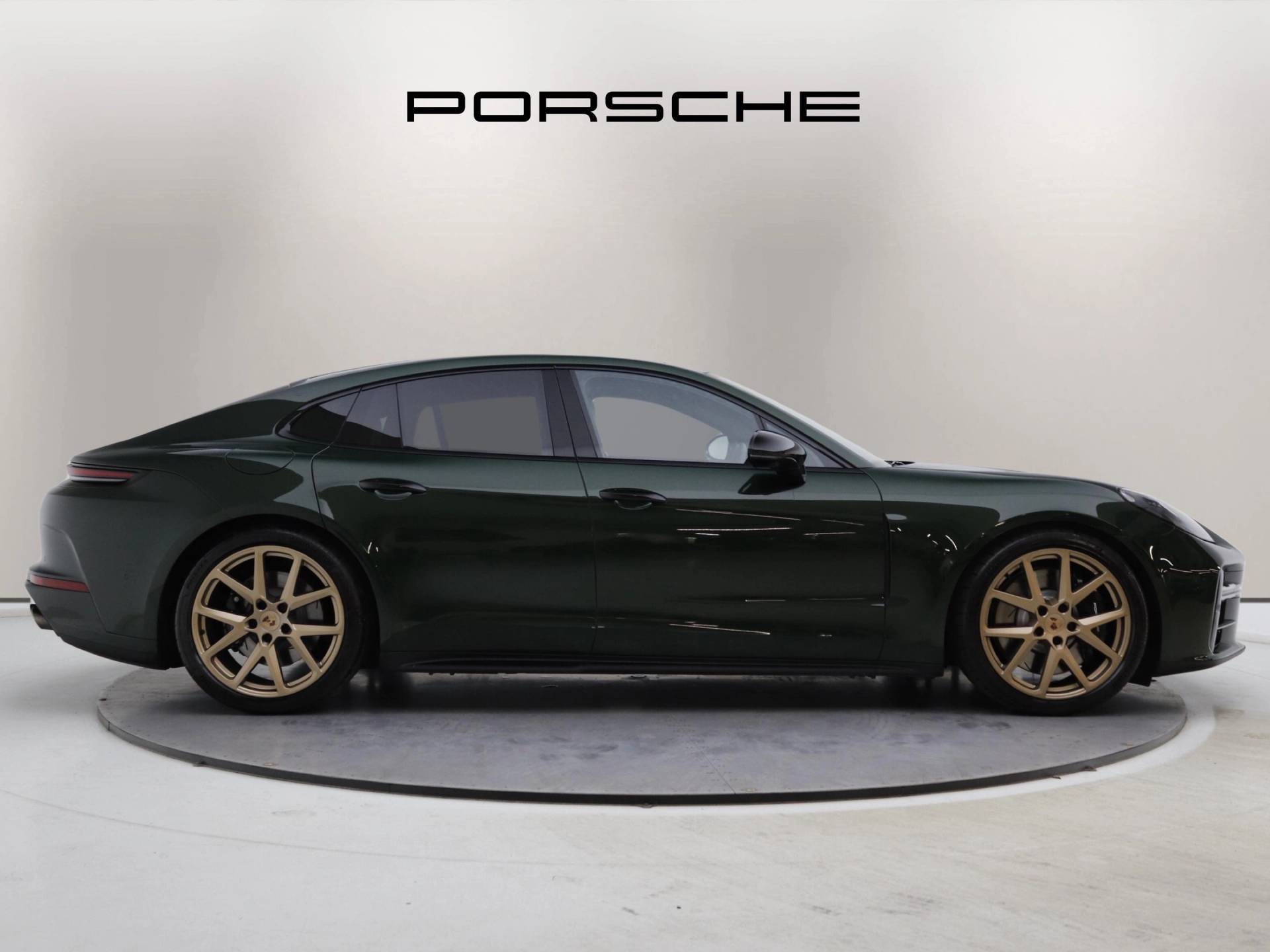 Panamera 4S E-Hybrid, photo 2 of 35