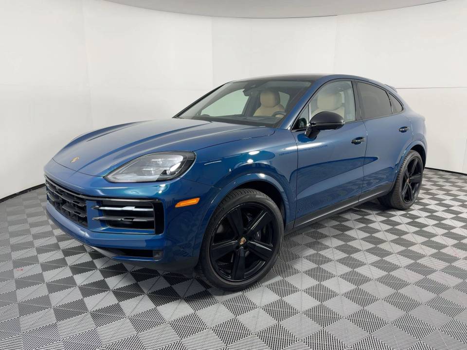 2025 Porsche Cayenne Coup Base