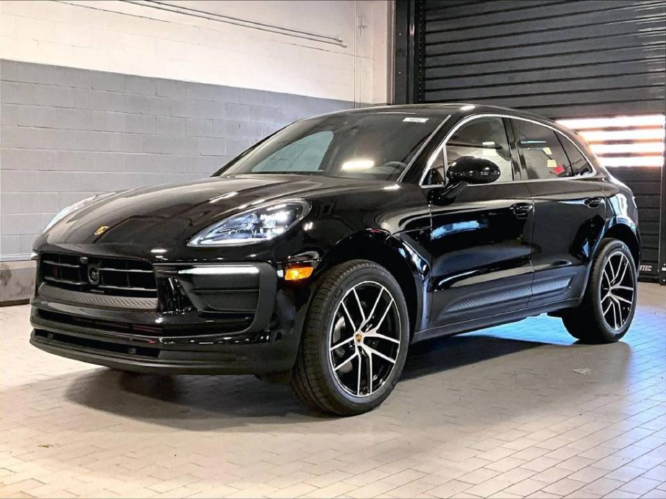 2026 Porsche Macan