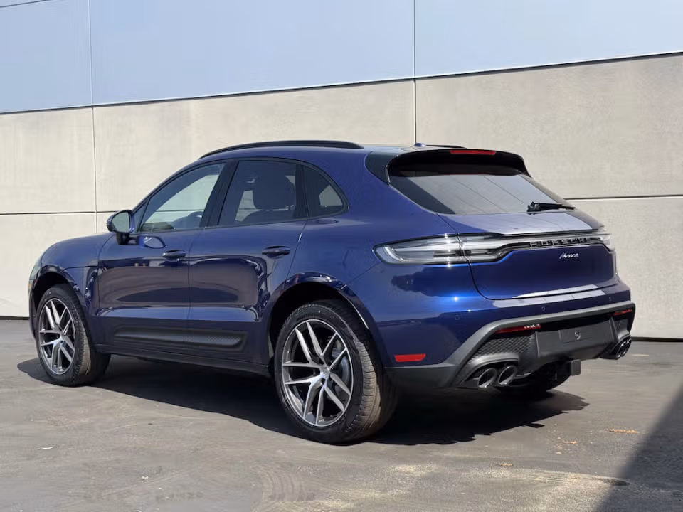 2025 Porsche Macan Base - Photo 19
