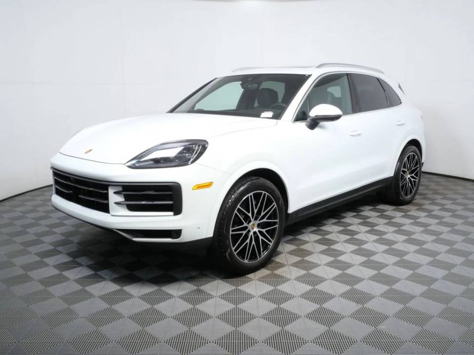 2024 Porsche Cayenne Base