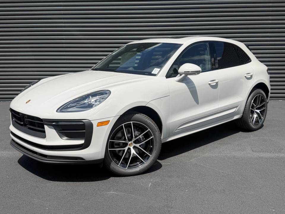 2026 Porsche Macan