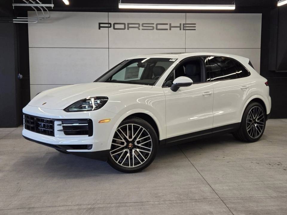 2025 Porsche Cayenne Base
