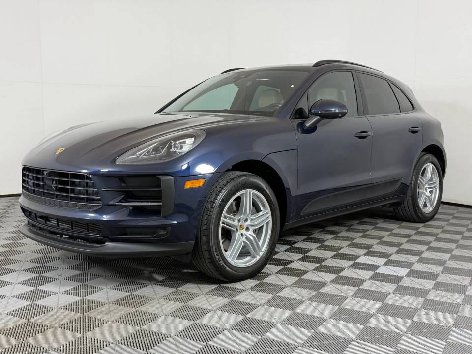 2021 Porsche Macan Base