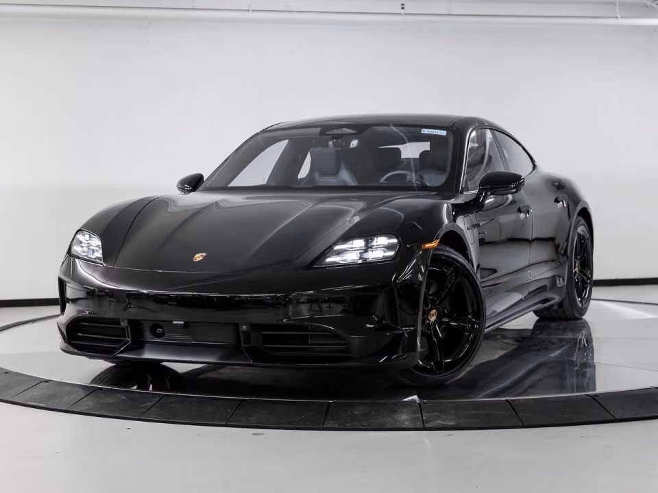 2026 Porsche Taycan Base - Photo 3