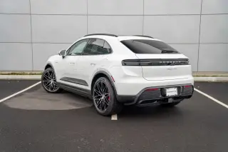 2026 Porsche Macan S - Photo 21