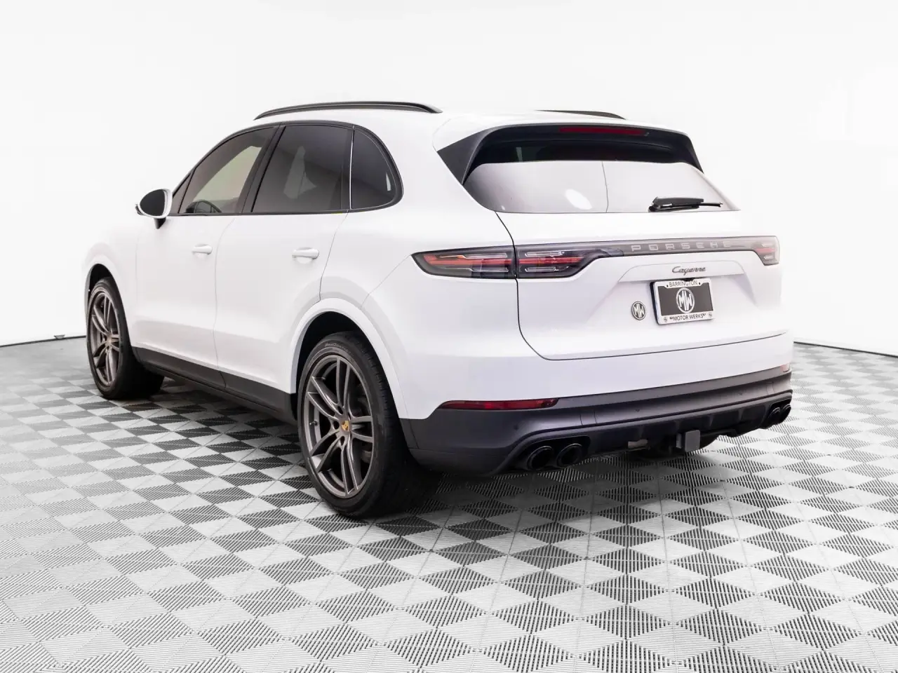 2022 Porsche Cayenne Platinum Edition - Photo 24