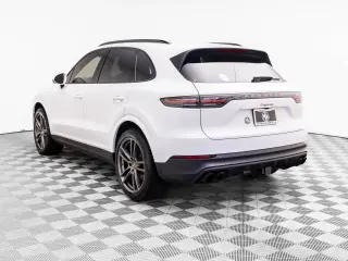 2022 Porsche Cayenne Platinum Edition - Photo 21