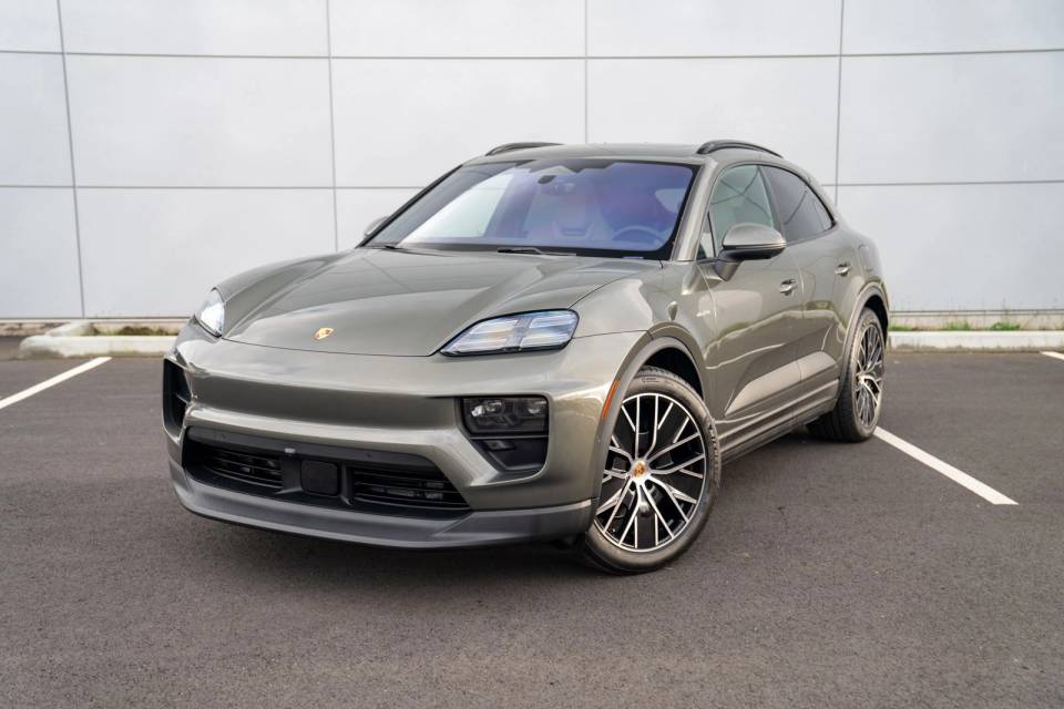 2026 Porsche Macan
