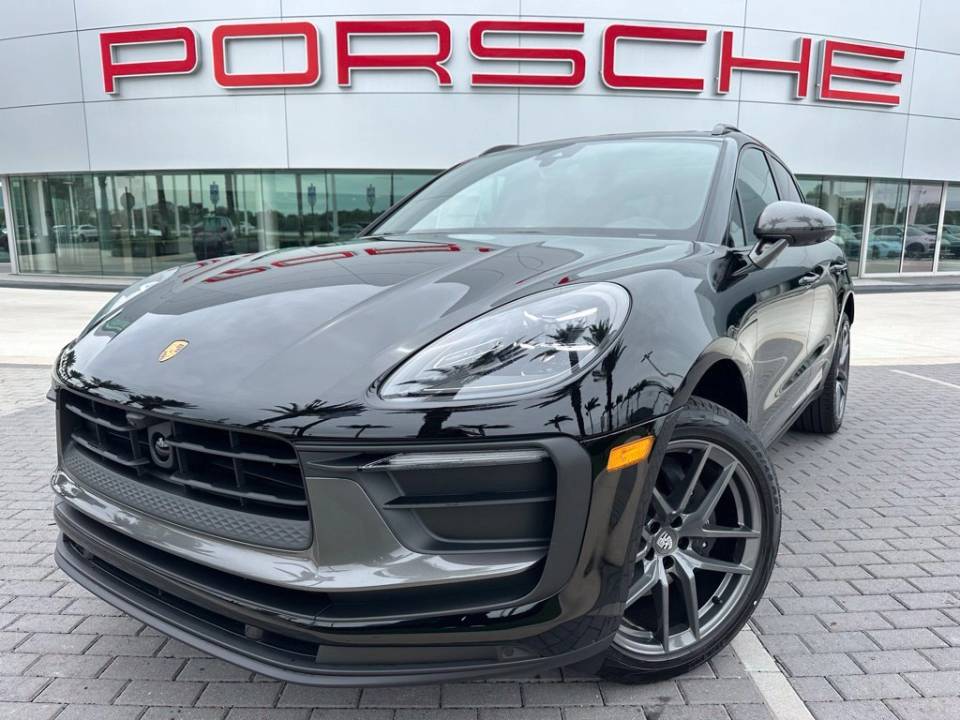 2026 Porsche Macan