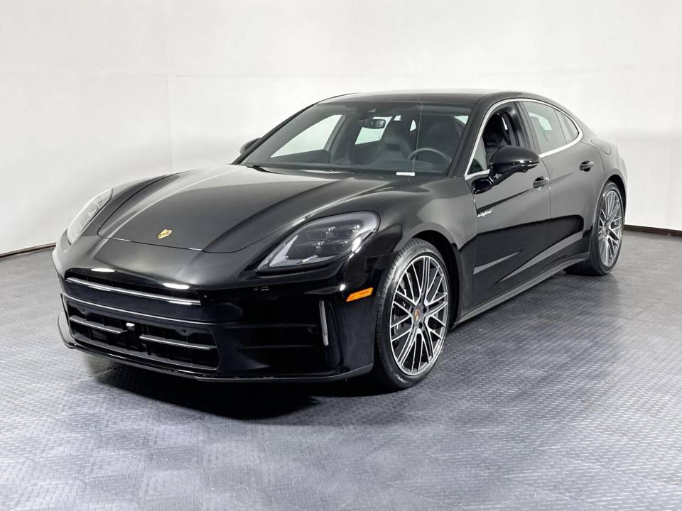 2026 Porsche Panamera