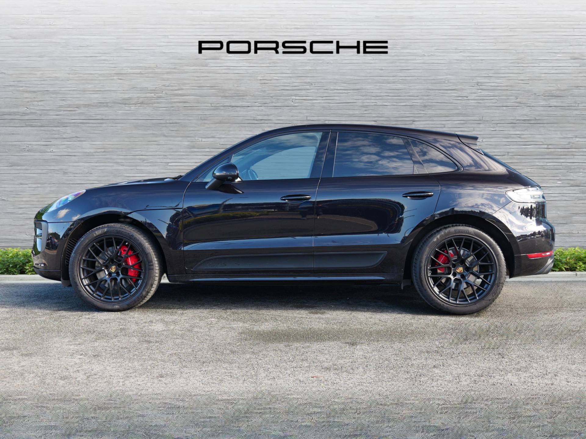 Macan GTS, photo 2 of 36