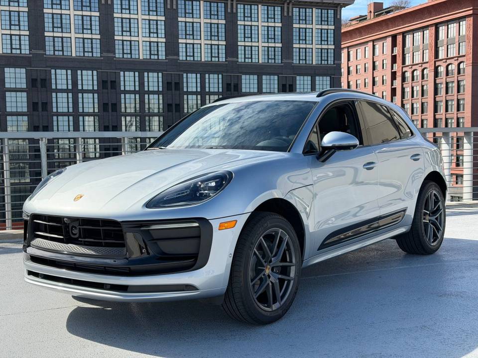 2026 Porsche Macan T