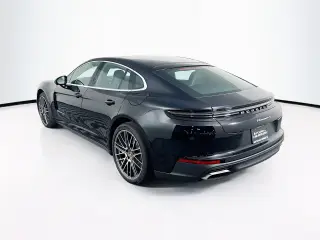 2026 Porsche Panamera 4 E-Hybrid - Photo 21