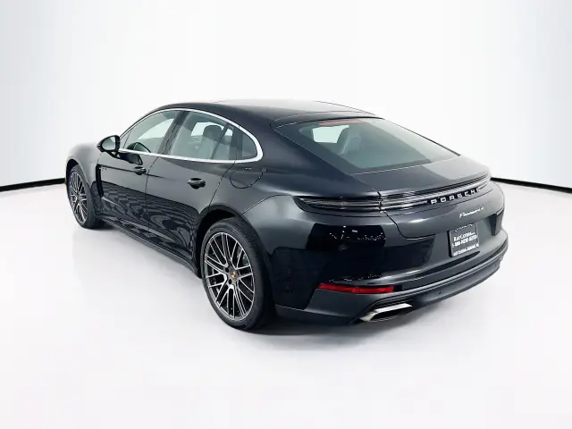 2026 Porsche Panamera 4 E-Hybrid - Photo 22
