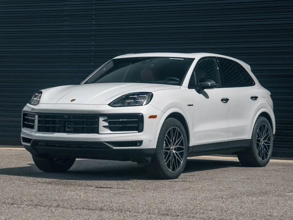 2025 Porsche Cayenne E-Hybrid - Photo 7
