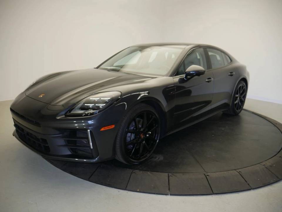 2026 Porsche Panamera