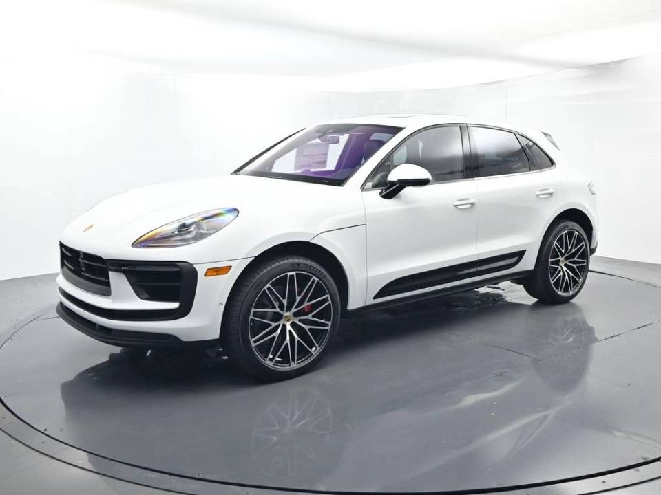 2026 Porsche Macan