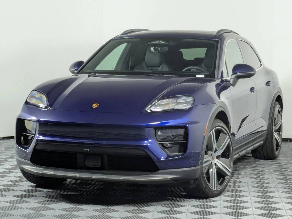2025 Porsche Macan S