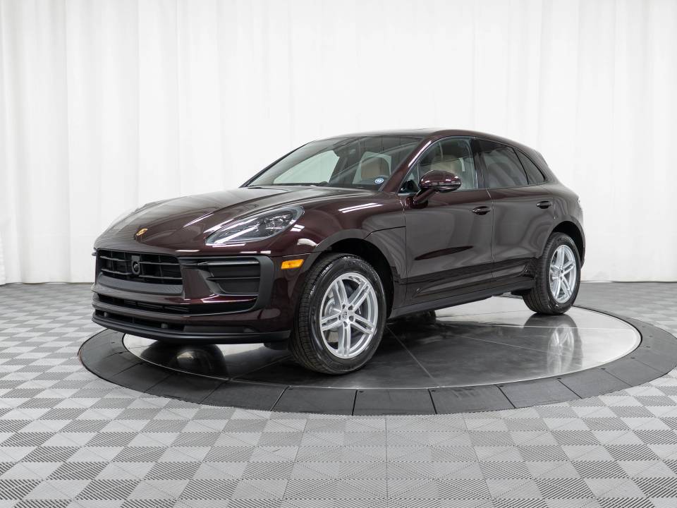 2026 Porsche Macan