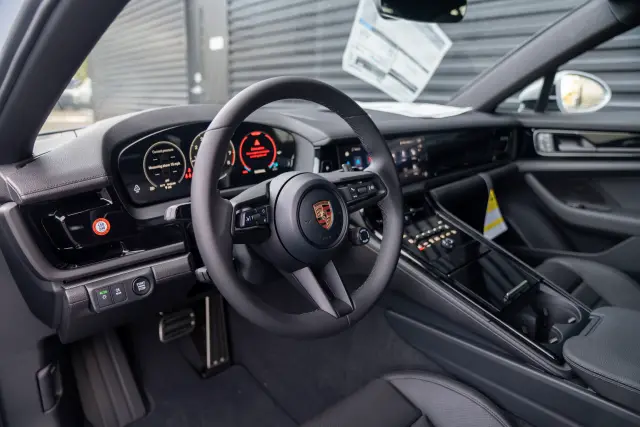 2026 Porsche Panamera Base - Photo 30