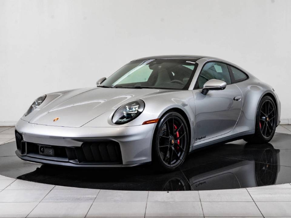 2025 Porsche 911