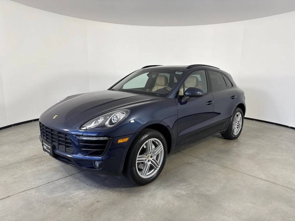 2016 Porsche Macan