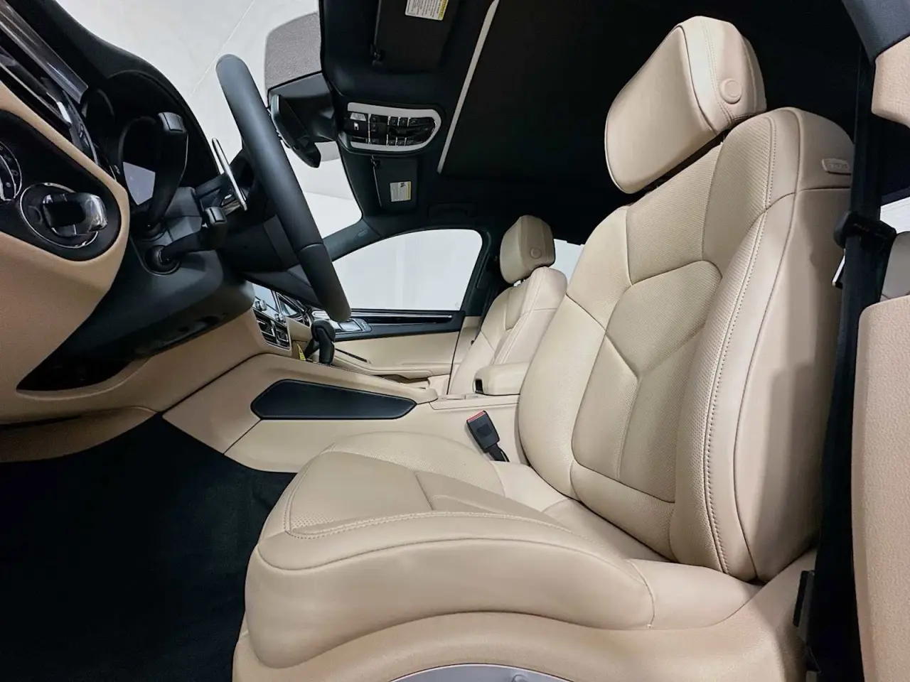 2026 Porsche Macan S - Photo 40