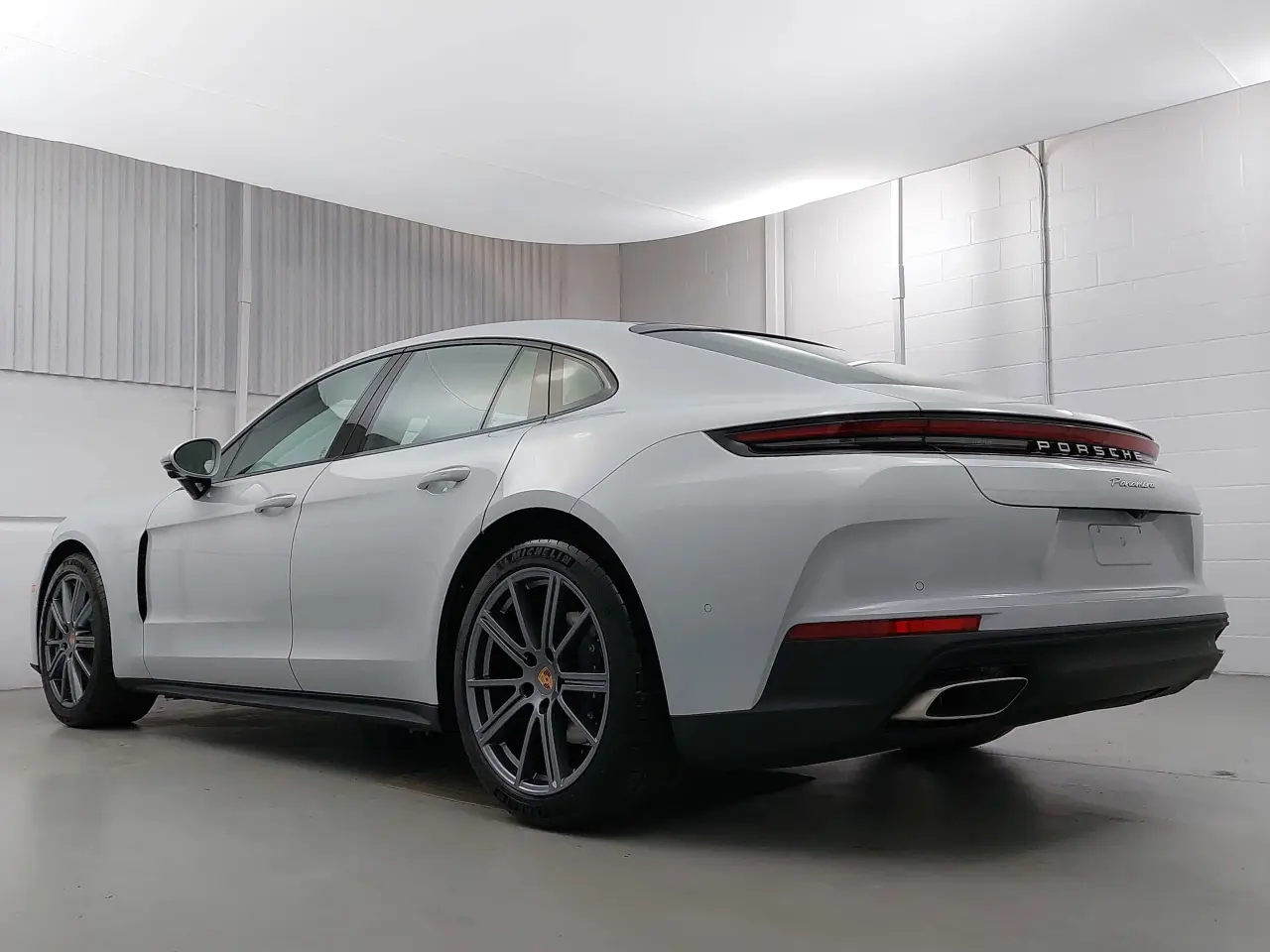 2026 Porsche Panamera Base - Photo 24