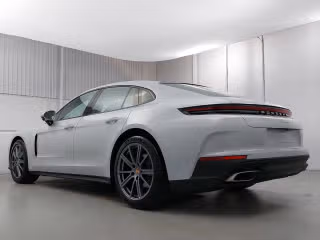 2026 Porsche Panamera Base - Photo 17