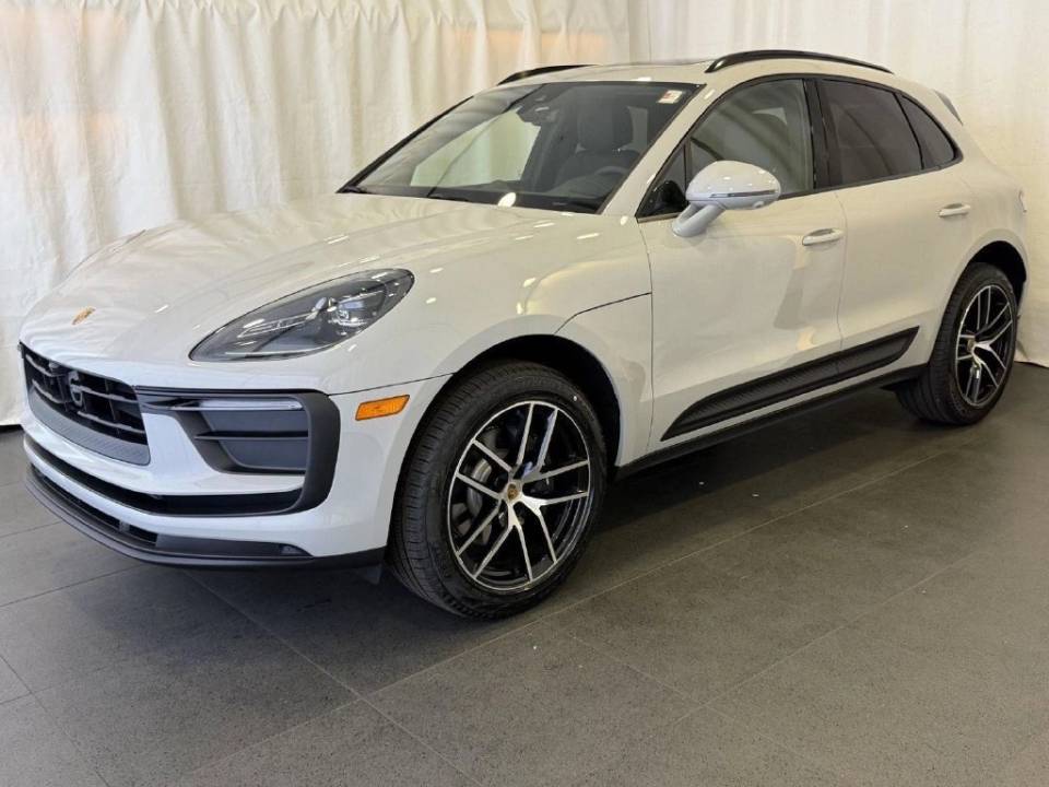 2026 Porsche Macan