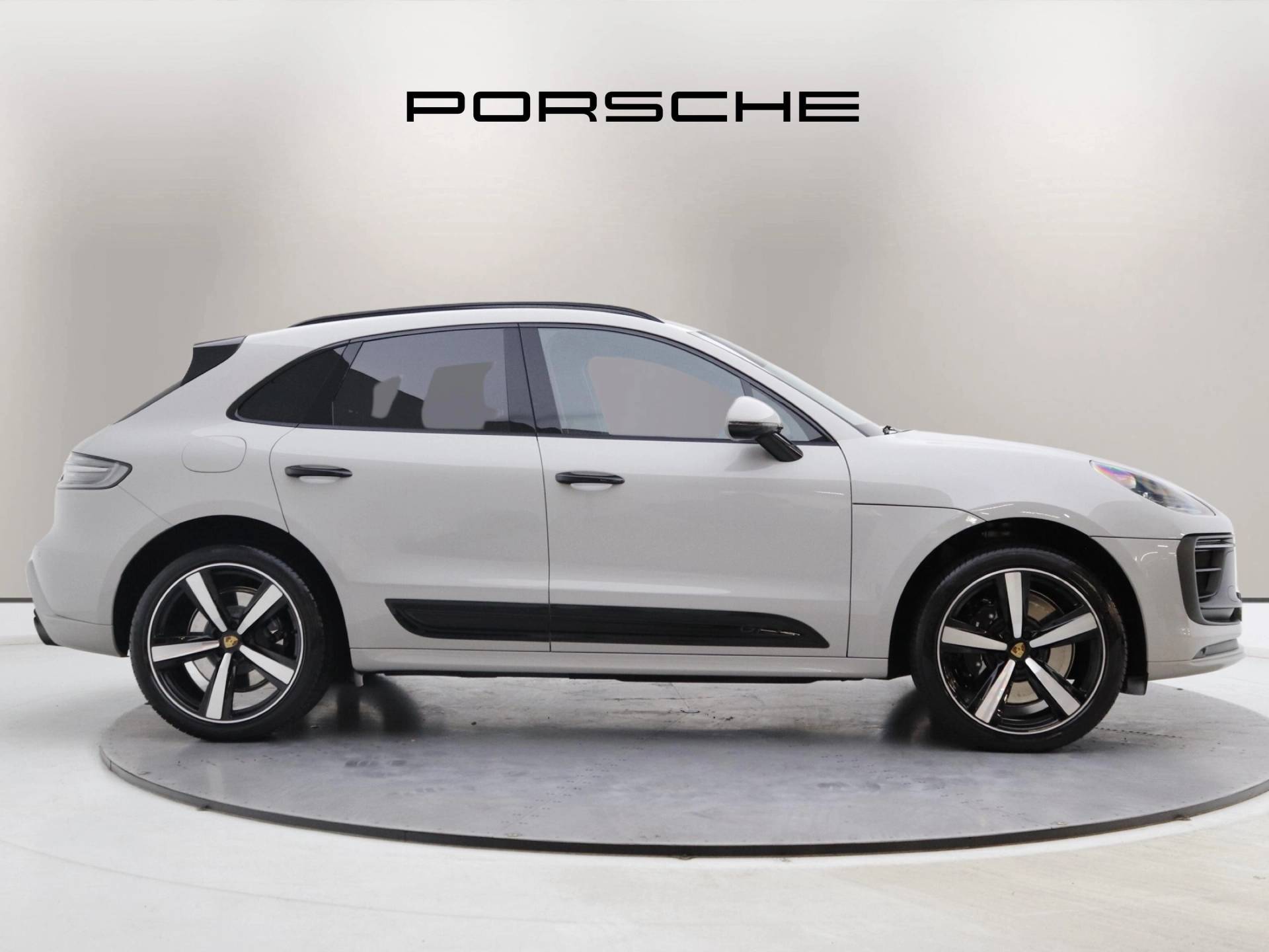 Macan GTS, photo 2 of 34