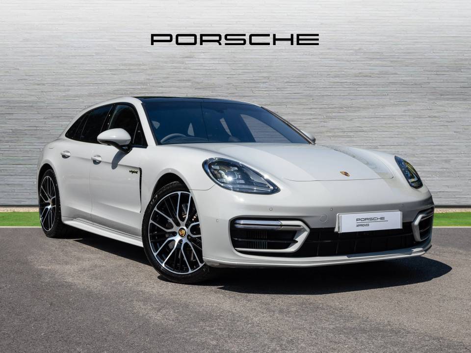 2023 PORSCHE PANAMERA