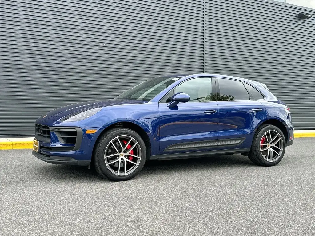 2024 Porsche Macan S - Photo 16