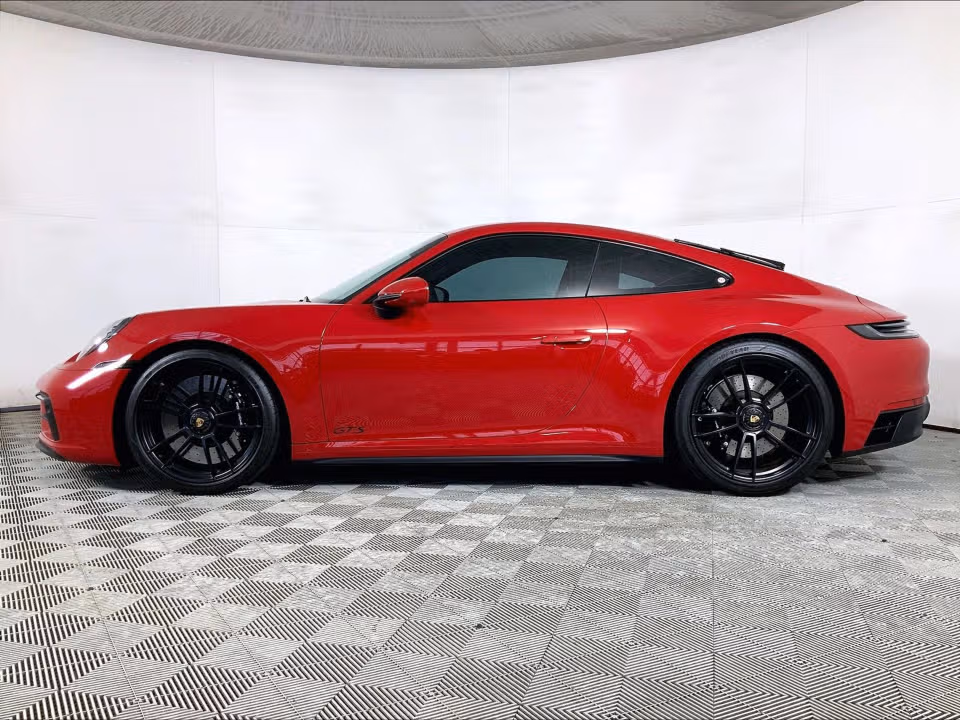 2024 Porsche 911 GTS - Photo 11