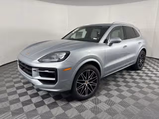 2025 Porsche Cayenne -'s photo