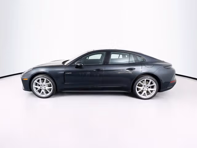 2025 Porsche Panamera 4 E-Hybrid - Photo 10