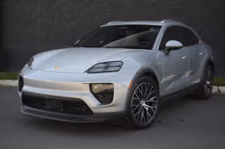 2025 Porsche Macan