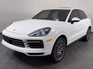 2022 Porsche Cayenne Platinum Edition's photo