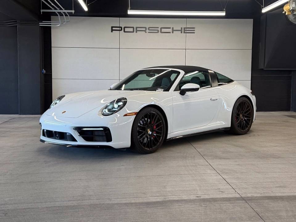 2021 Porsche 911