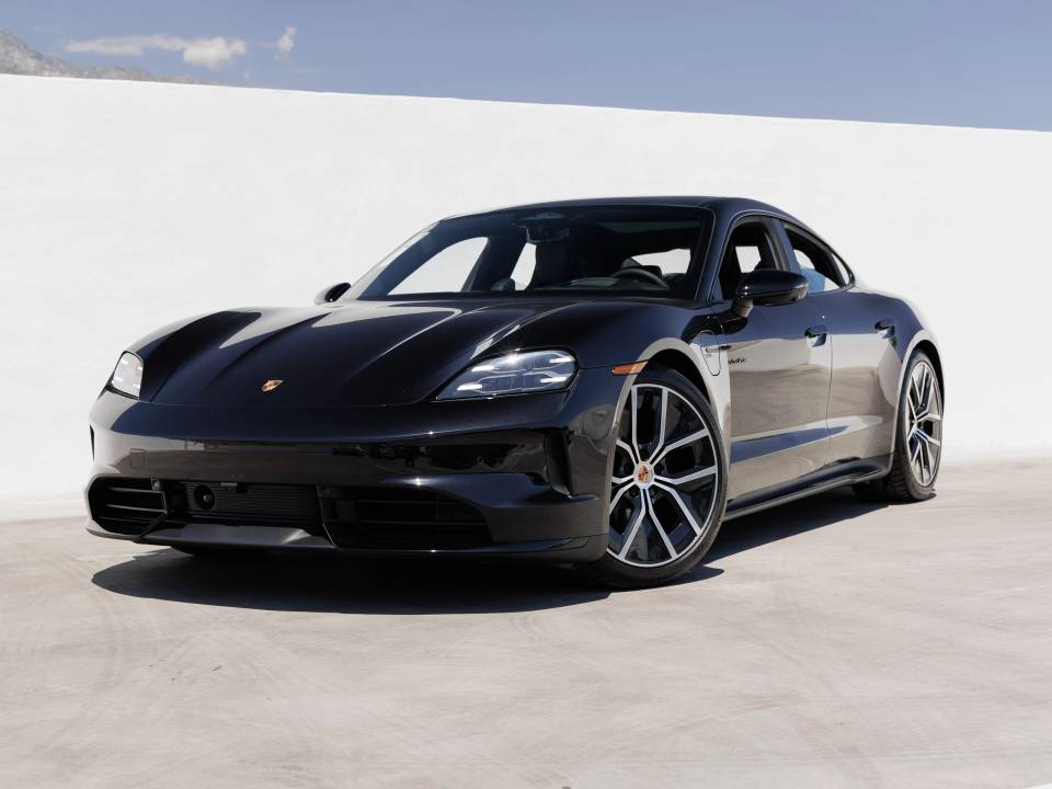 2026 Taycan 4 Black Edition listing photo
