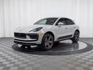 2025 Porsche Macan