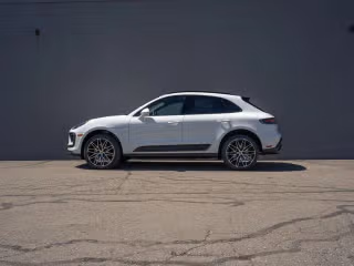 2026 Porsche Macan Base - Photo 9