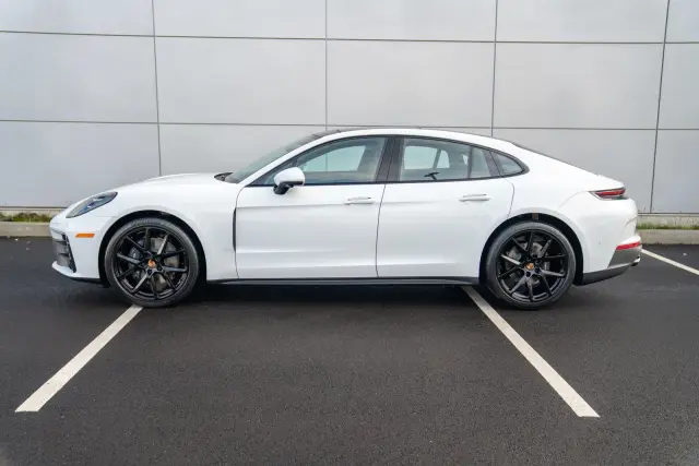 2026 Porsche Panamera Base - Photo 14