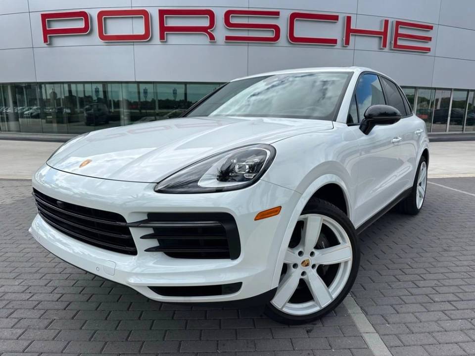 2023 Porsche Cayenne Base